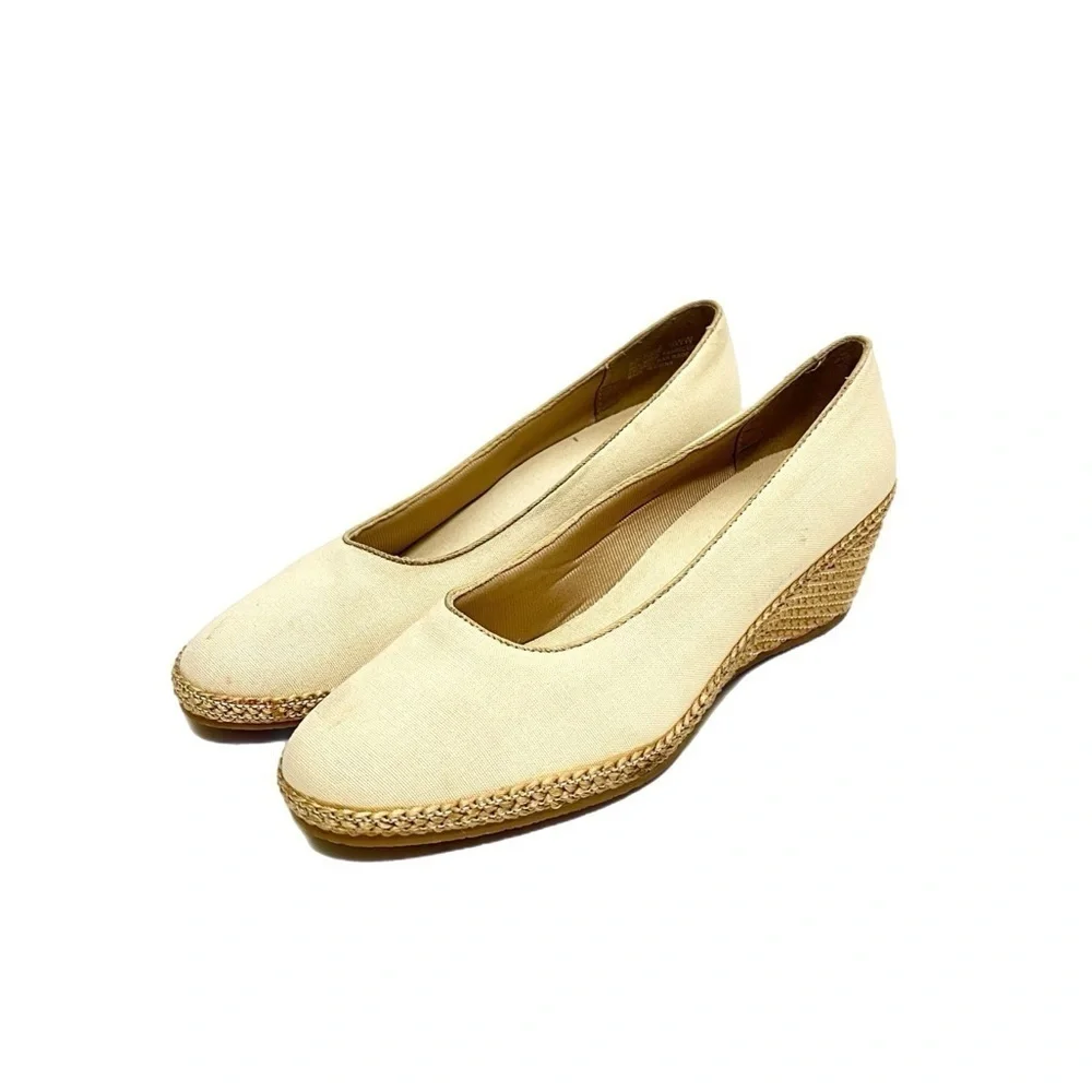 Vintage 1980s beige canvas fabric slip on wedge heel espadrilles
